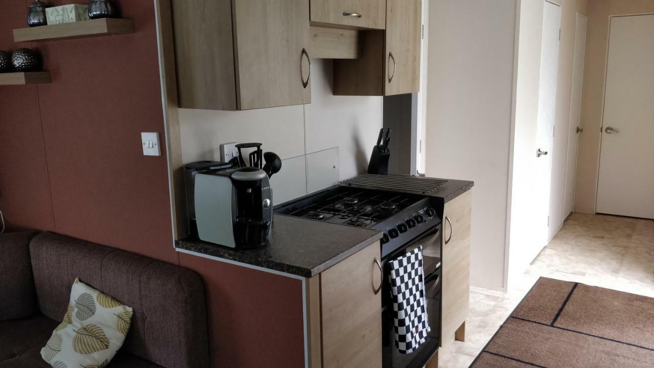 8 Berth Northshore Winthorpe  Экстерьер фото